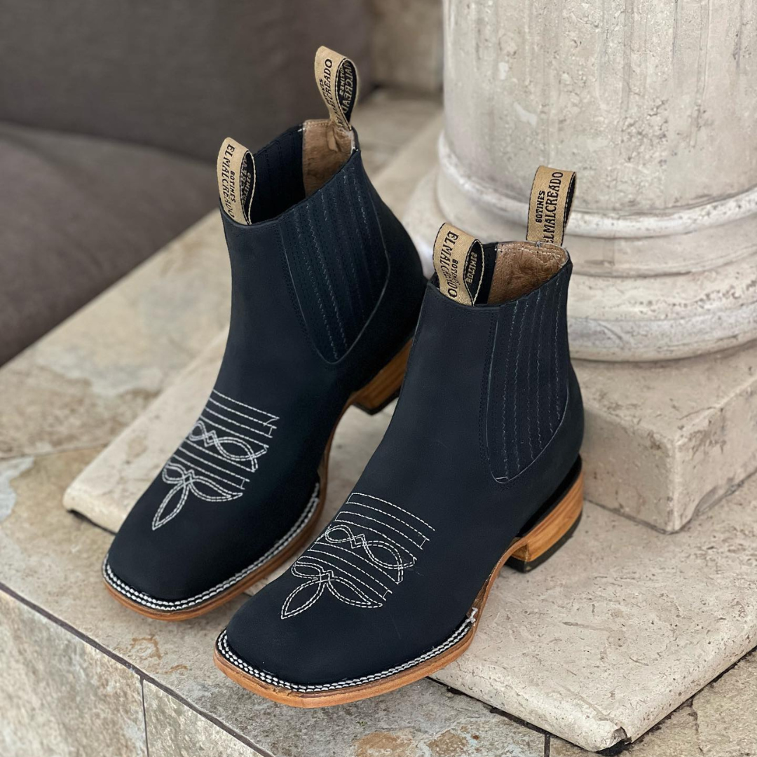 Botas de tela con suela resistente