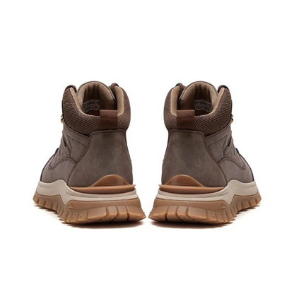 Botas de montaña para hombre con suela ergonómica