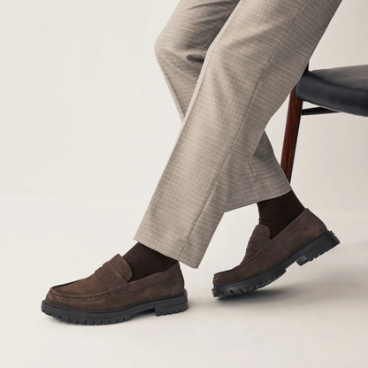 Elegante mocasines de ante para hombre